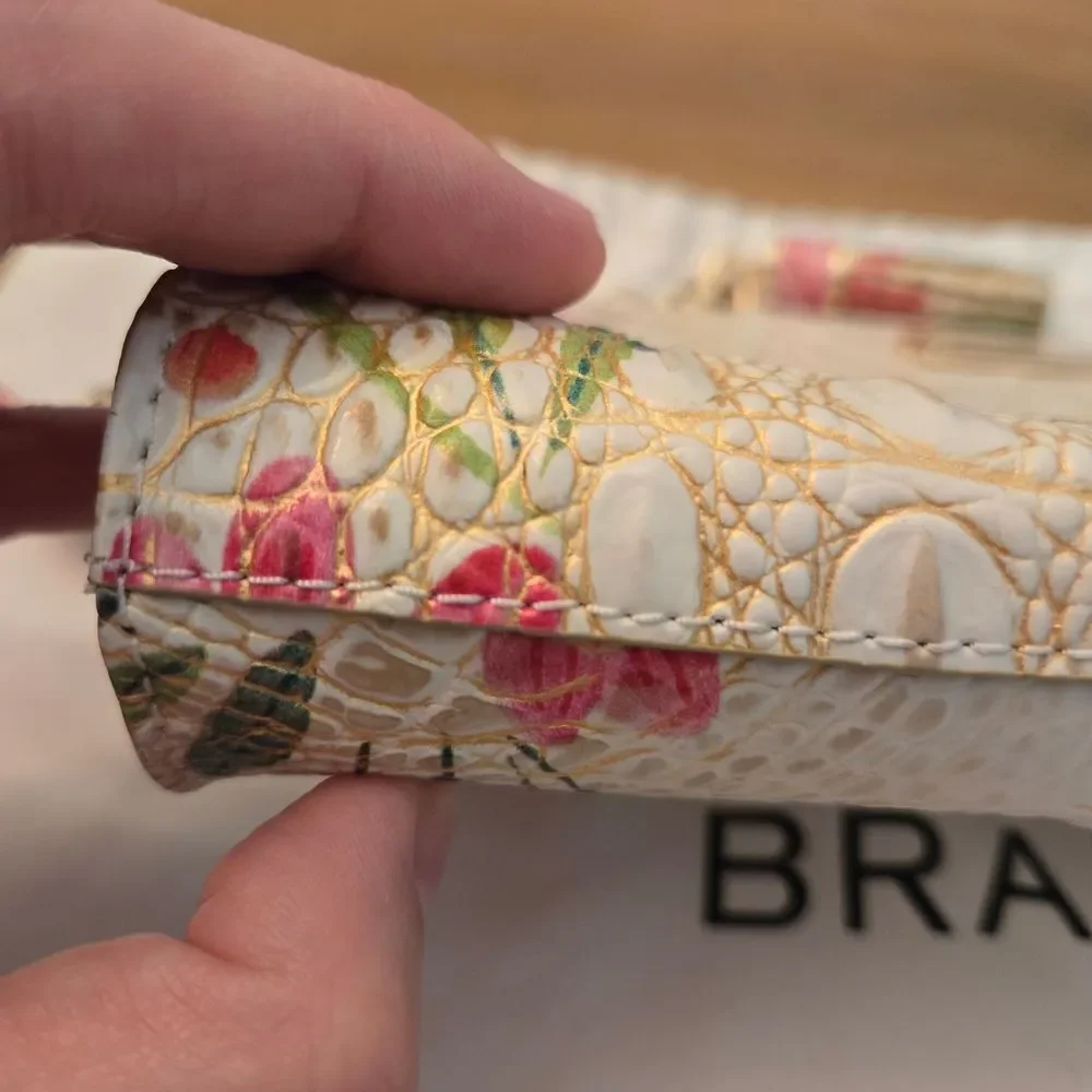 Brahmin White Daisy Melbourne Floral Crocodile Embossed Leather Clutch Wristlet